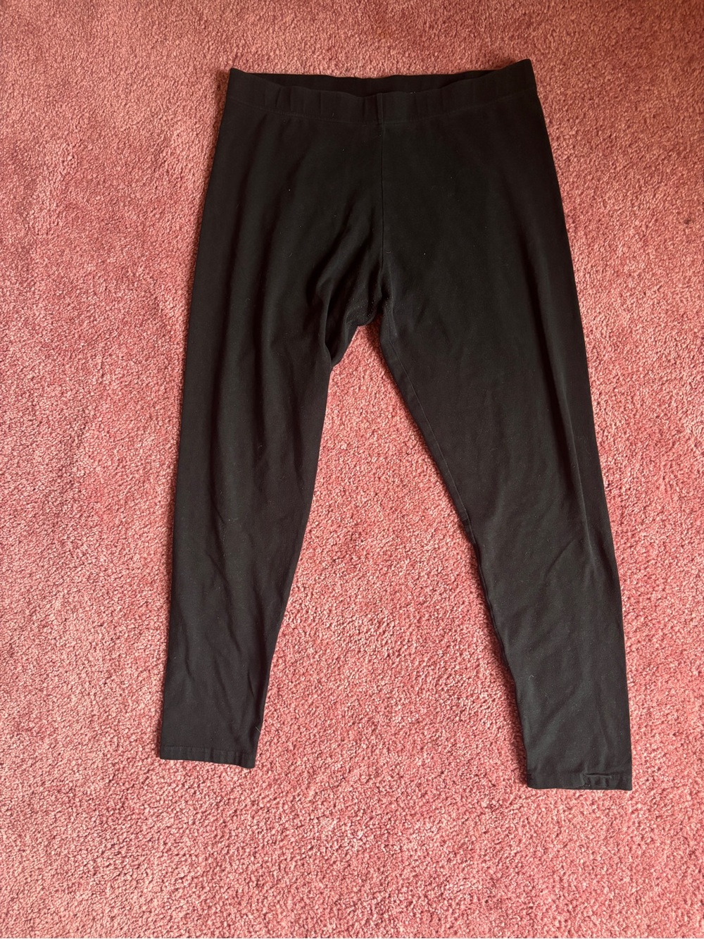 Basic black leggings